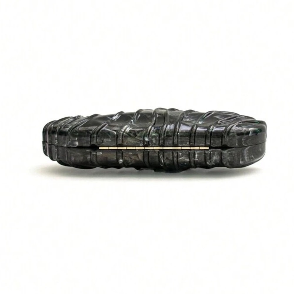 Textured irregular shape acrylic clutch purse - Picture 4 of 7